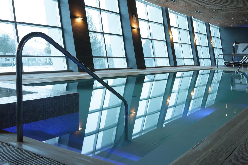 Hotel Dreams Valdivia Eksteriør bilde The swimming pool
